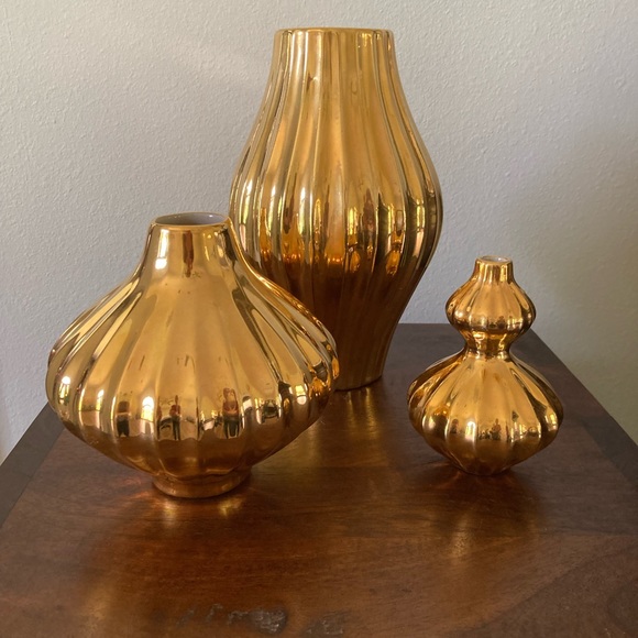 Jonathan Adler Lantern Collection Gold Vase - Picture 5 of 5